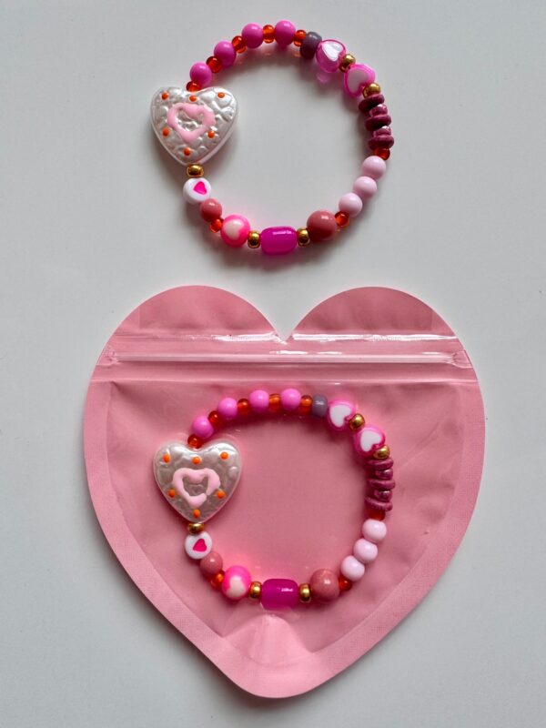 Armbandje love oranje